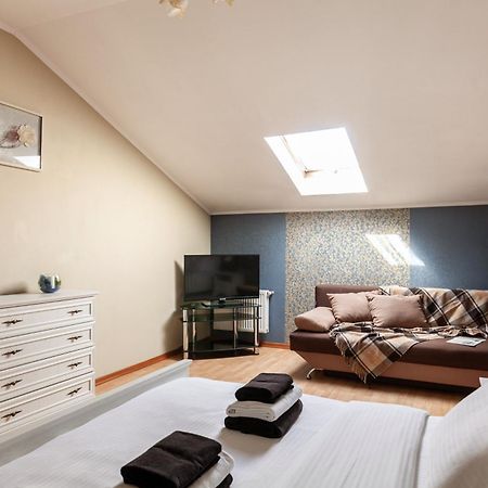 Alfa Apartments Ohiienka 17 2 Leopoli Esterno foto